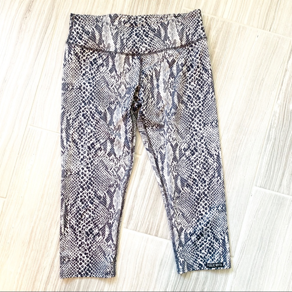 Public myth snakeskin workout capri leggings